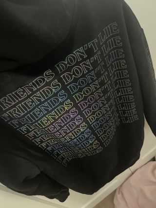 sudadera stranger things negra