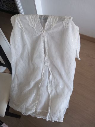Caja con Bata y 2 camisones