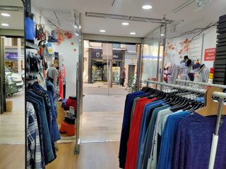 R-7046436 Traspaso Tienda de Ropa en Sant Andreu