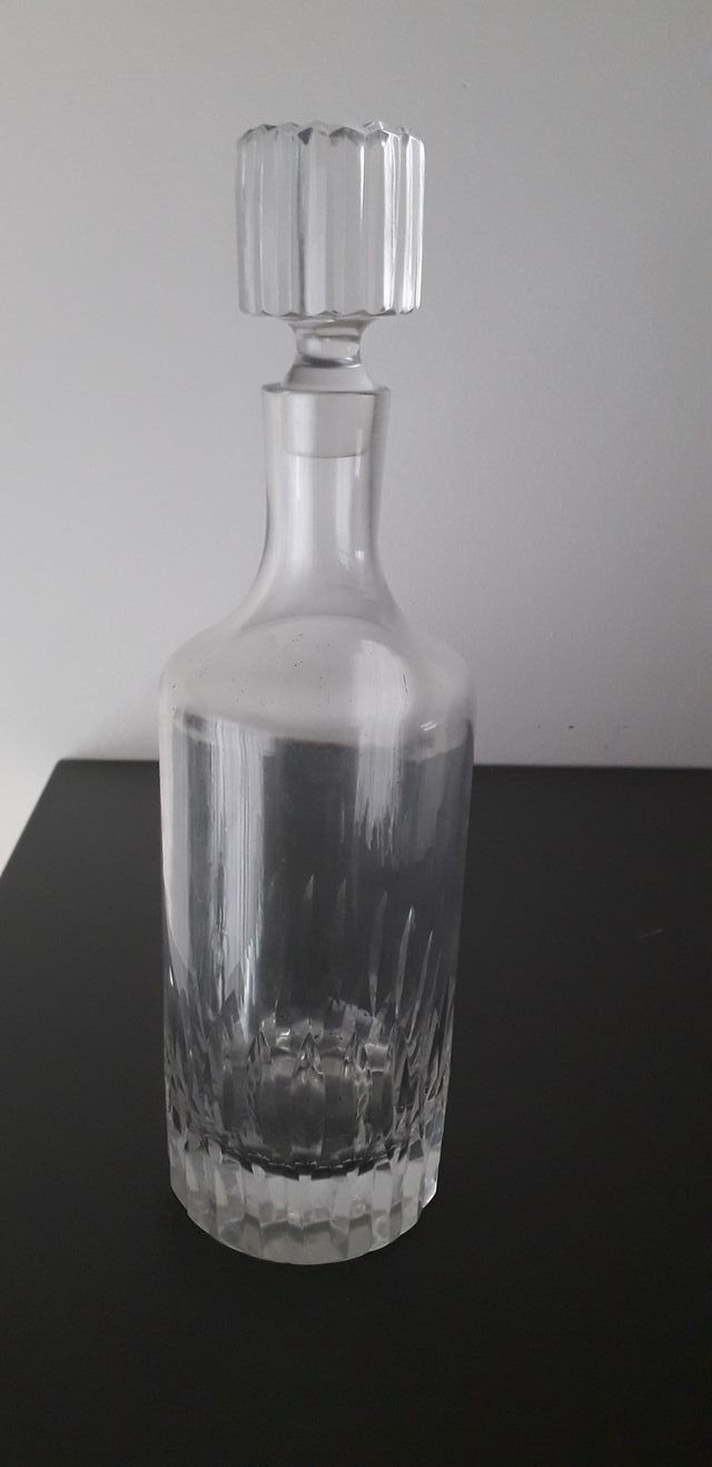 Decanter cilindrico in cristallo scanalato