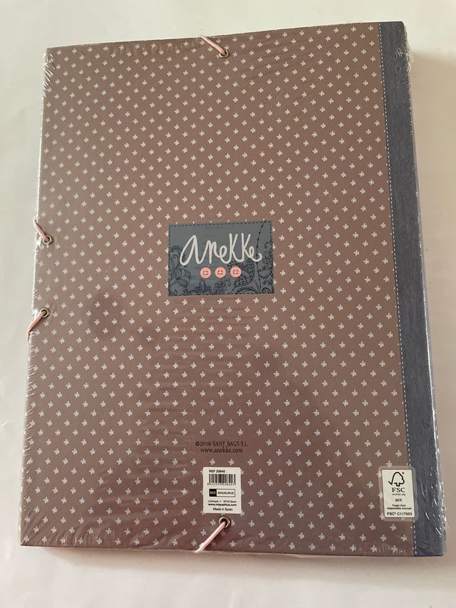 Carpeta clasificadora ANEKKE “LOVE TO SHARE”