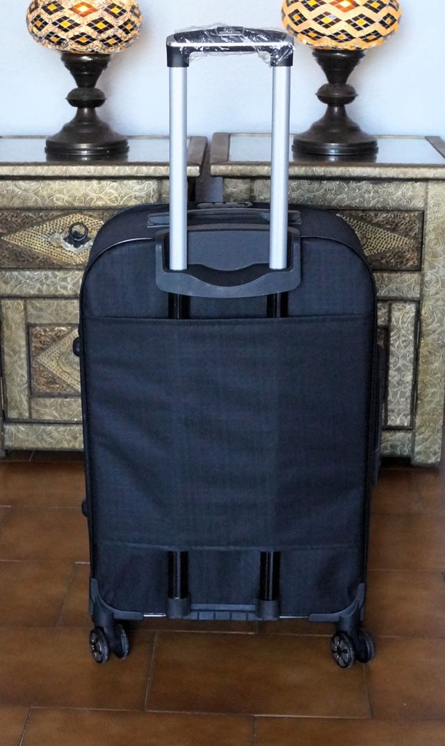 Maleta Mediana 20 KGS 8 Ruedas Giratorias