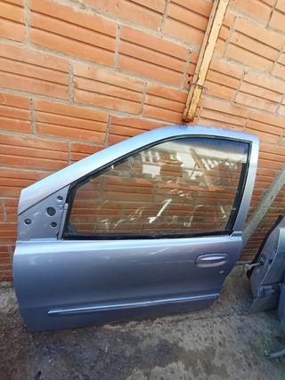 Puerta delantera izquierda tata indica 2008