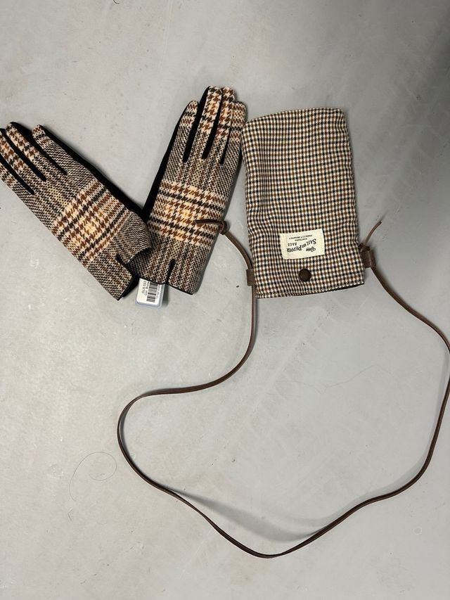 Boñso y guantes vintage