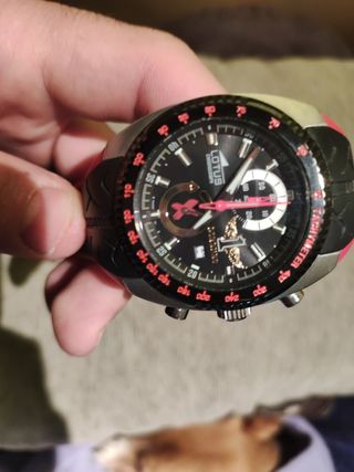 Reloj de acero Lotus