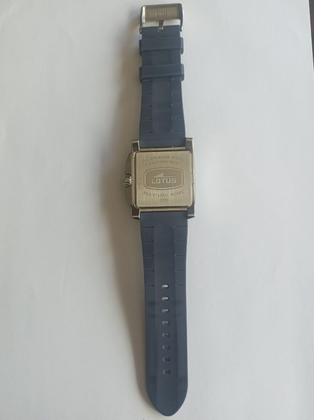 Orologio Lotus.