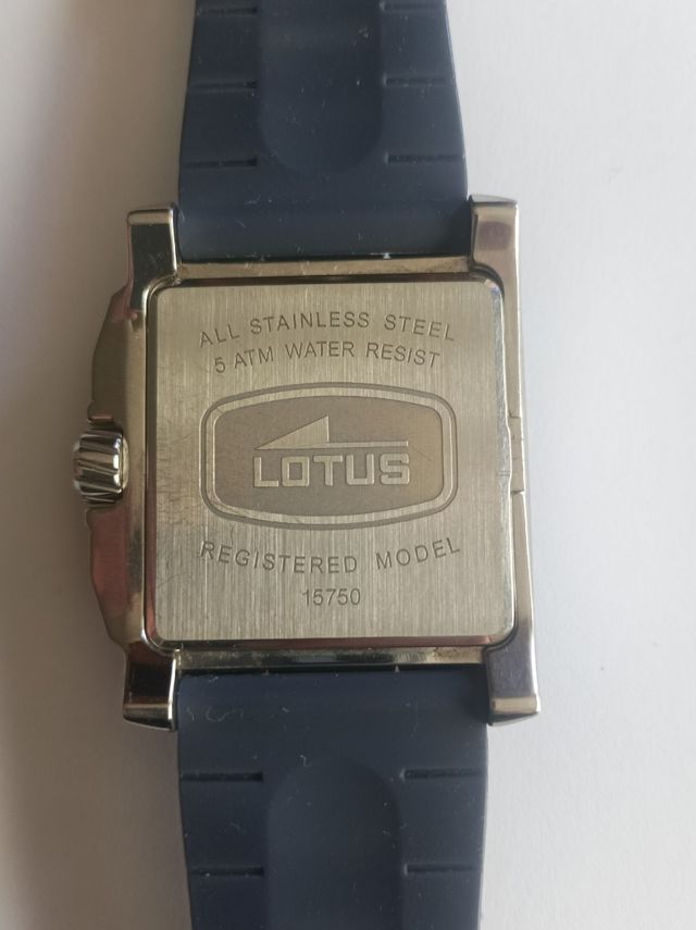 Orologio Lotus.