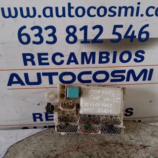 CAJA RELES / FUSIBLES TOYOTA HILUX 2.5 D4D