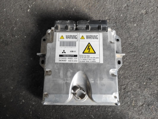 Centralita motor uce 2758004685 Mitsubishi M y_386
