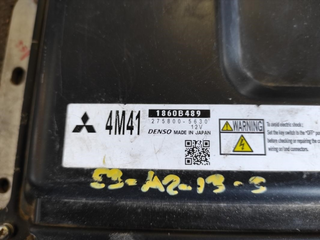 Centralita motor uce 2758005630 Mitsubishi M y_975
