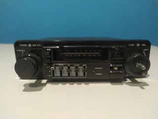 Radio cassette antiguo, para coche.