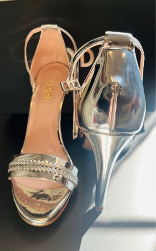 Sandalias plata LODI sin estrenar