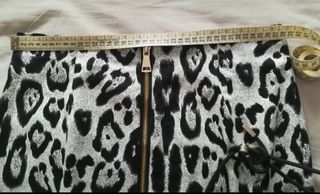 Vestido y Falda T. S/M de Teria Yabar 