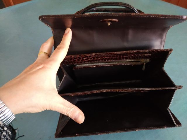 Borsa da donna anni 40-50 in pelle di coccodrillo.