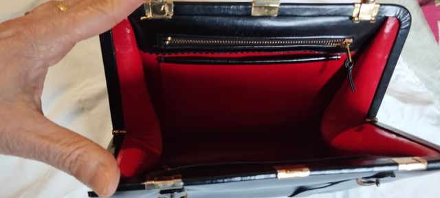 Borsa da donna in vera pelle nera anni 40.