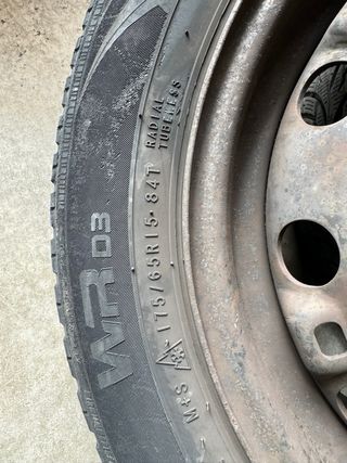 2 ruedas 5x100 Nokian Seat Ibiza 175/65/15 84T