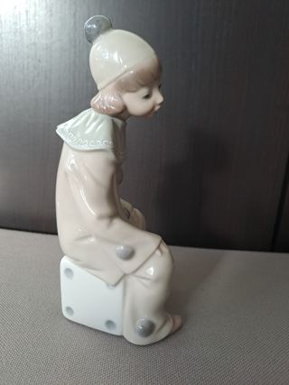 Figura 1176 Lladró. Niña arlequín