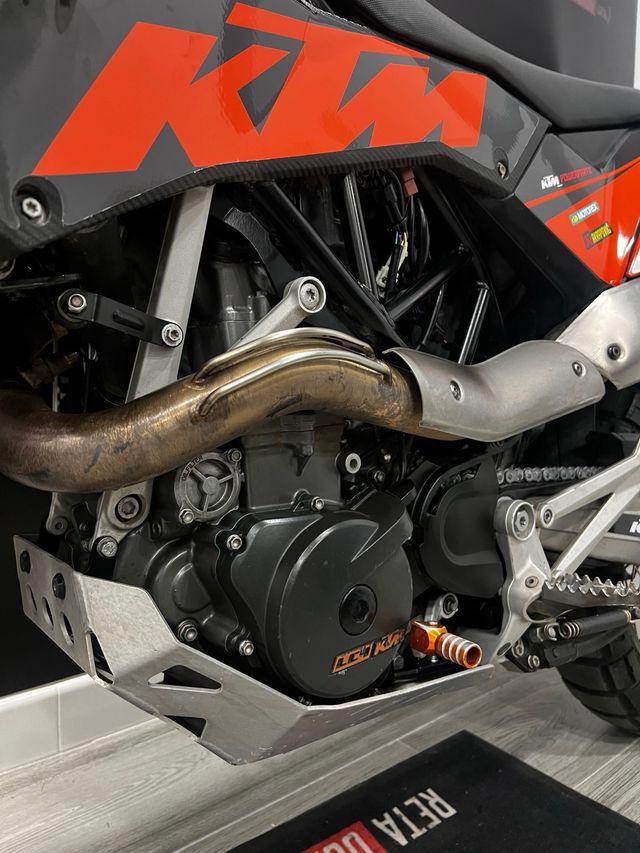 KTM 690 ENDURO 40000KM AÑO2008