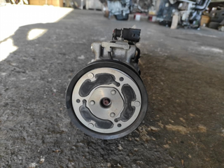 Compresor aire acondicionado 4M0820803L Audi y_802