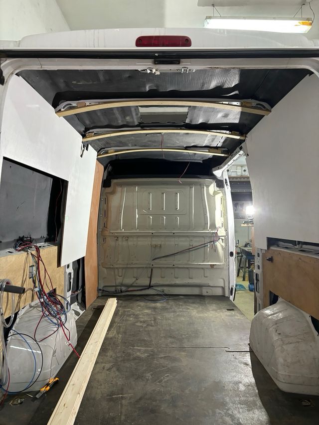 Realizamos Camperizaciones Van Camper