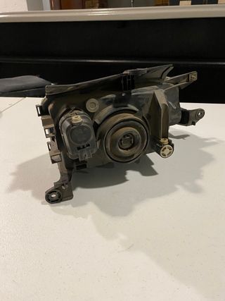 Faro Renault 19 