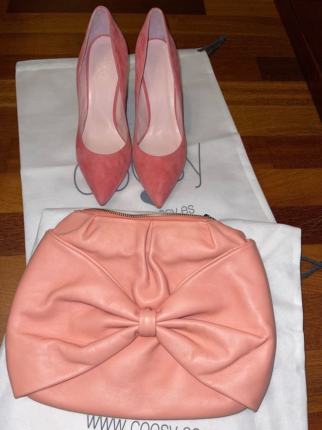 Zapatos y bolso a juego 25