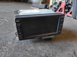 Sistema audio / Radio CD 8750A239 Mitsubishi y_951