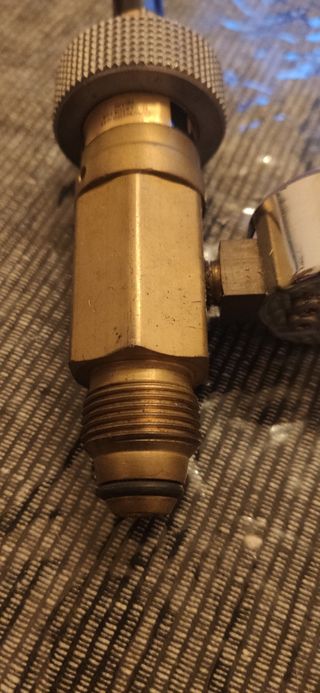 Erogatore elio per palloncini