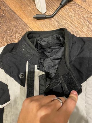 Chaqueta de moto de mujer 