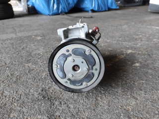 Compresor aire acondicionado 3Q0816803D Audi y_063