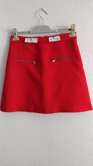 Falda Zara.