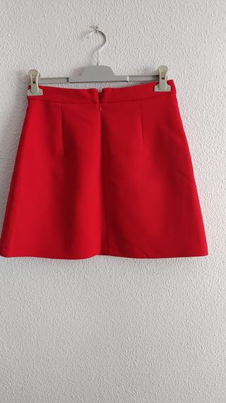 Falda Zara.