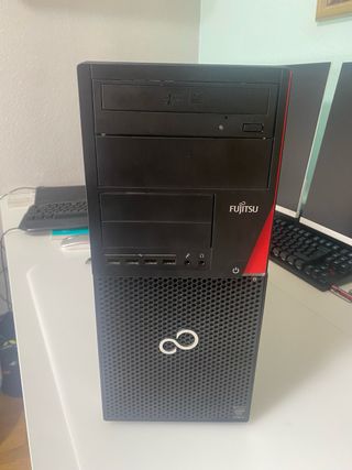 ordenador torre Fujitsu