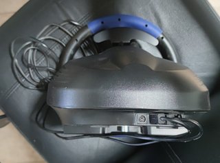 Volante Thrustmasters T150 RS