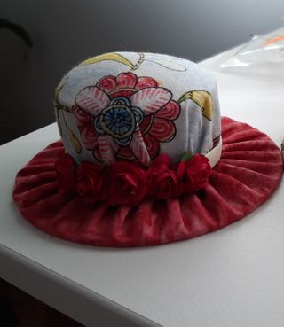 Sombreros alfileteros