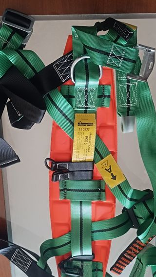 Arnes de seguridad anticaida