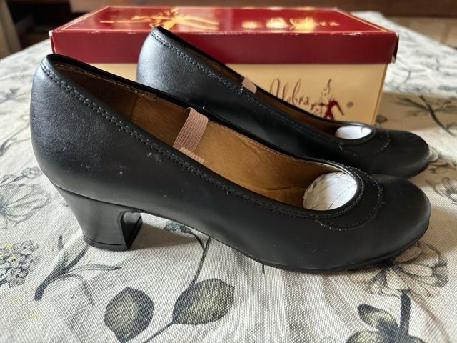 Zapatos de flamenco. Talla 33
