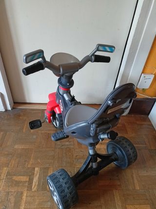 triciclo niño de pedales