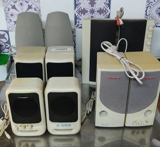 Set di altoparlanti per computer