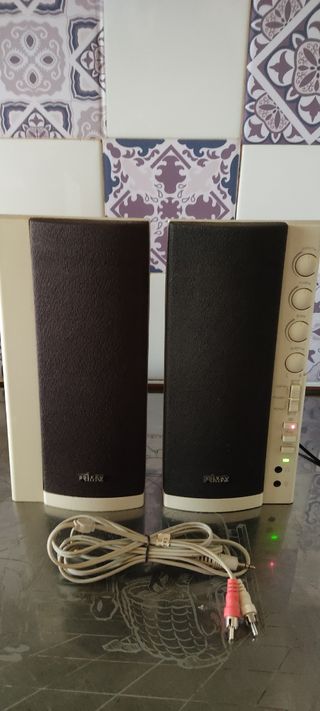 Set di altoparlanti per computer