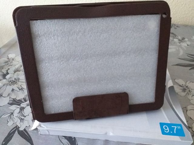 Funda tablet 9,7" sin estrenar