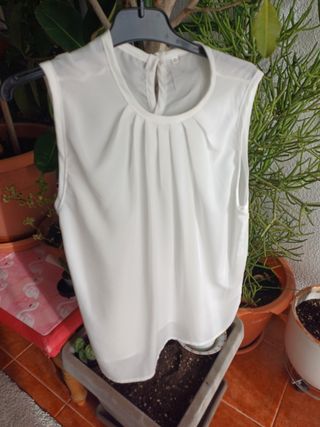 Blusa color blanco roto