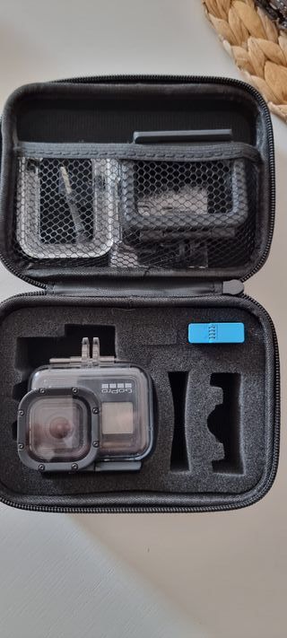 Go Pro Hero Black 8 + Accesorios