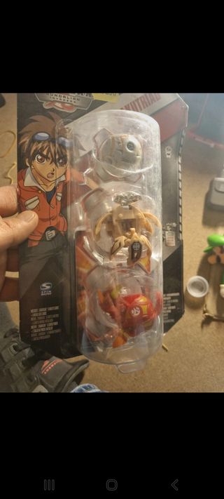 Bakugan tris nuovo mai aperto 