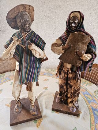 Figuras de papel marche