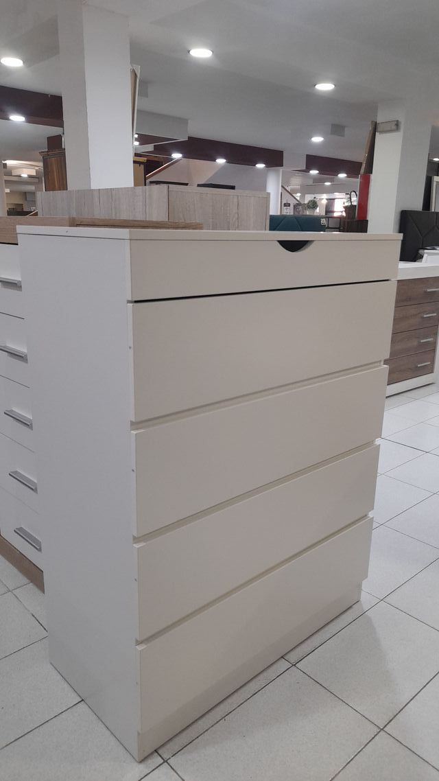 SUPER OFERTA COMODA CON ESPEJO ALAVAMY