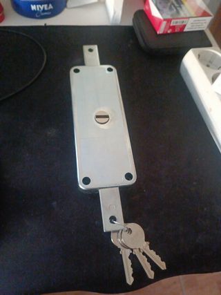 cerradura, aga , cierre persiana