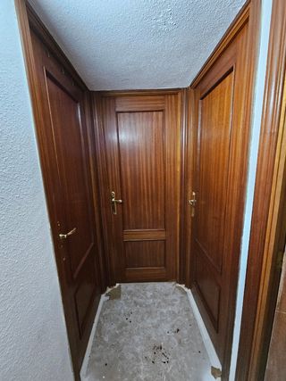 Barnizado de puertas 