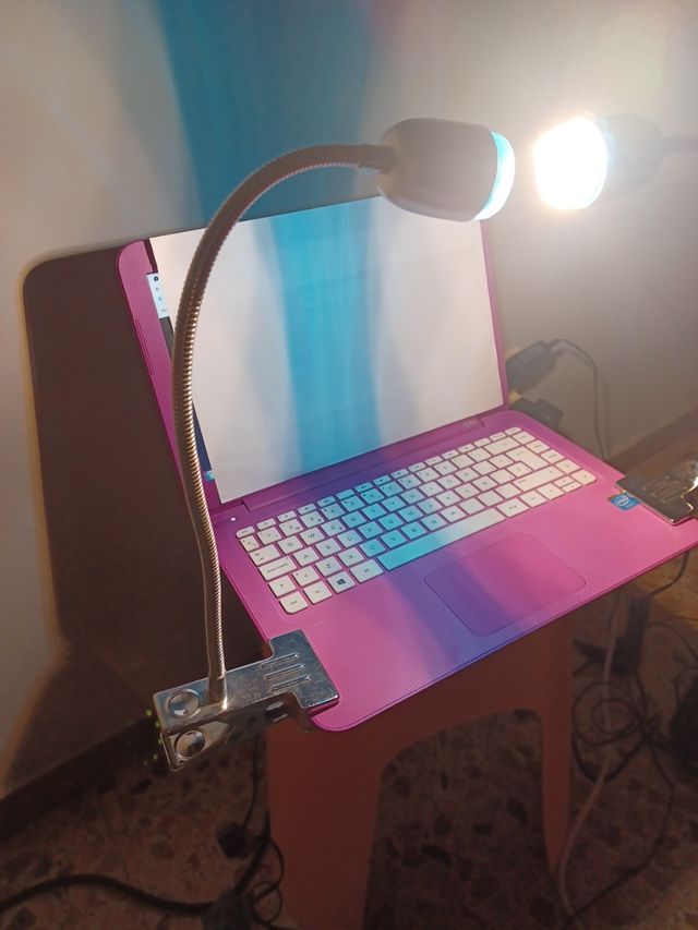 Juego de 2 Lámparas lectura con clip.