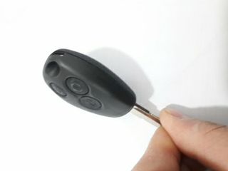 Chiave cove renault 3 tasti guscio